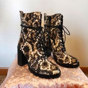 Dolce Vita Snakeskin Boots Size 7